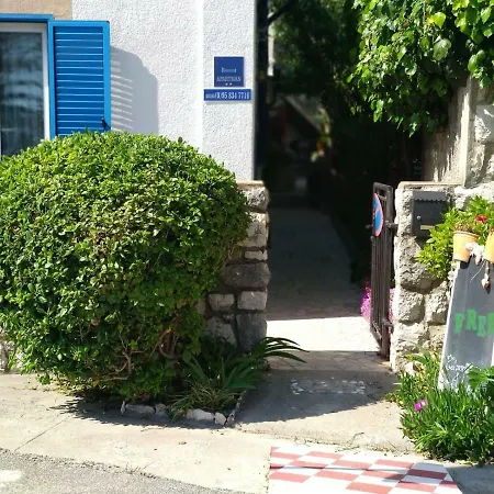 Apartament Seaside Katrine Banjol