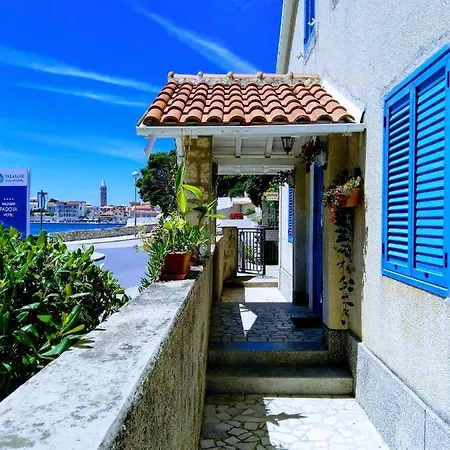 Apartman Seaside Katrine *